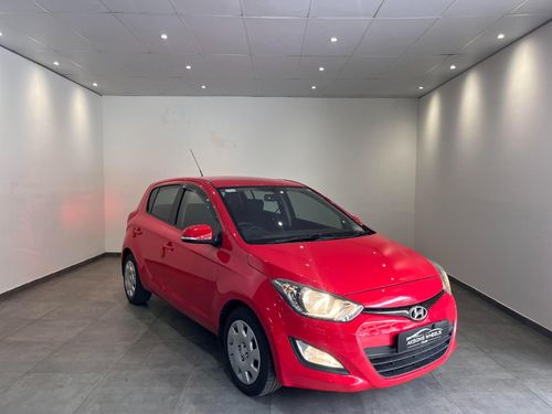 2014 HYUNDAI I20 1.4 fluid auto