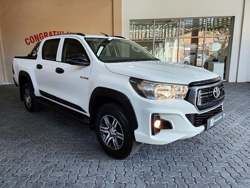 2020 TOYOTA HILUX 2.4 GD-6 RB SRX A/T P/U D/C