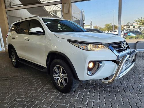 2017 TOYOTA FORTUNER 2.4GD-6 R/B A/T