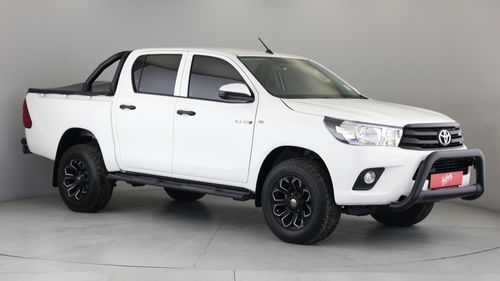 2024 TOYOTA HILUX 2.4 GD-6 RB SR