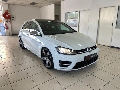 2014 Volkswagen Golf R Auto