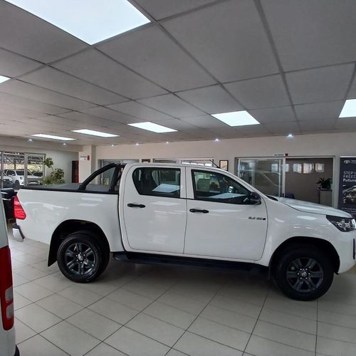 2021 TOYOTA HILUX 2.4gd-6 double cab raider