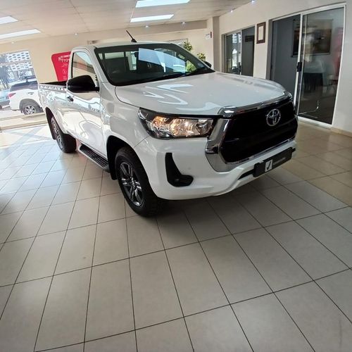 2022 TOYOTA HILUX 2.4gd-6 4x4 raider