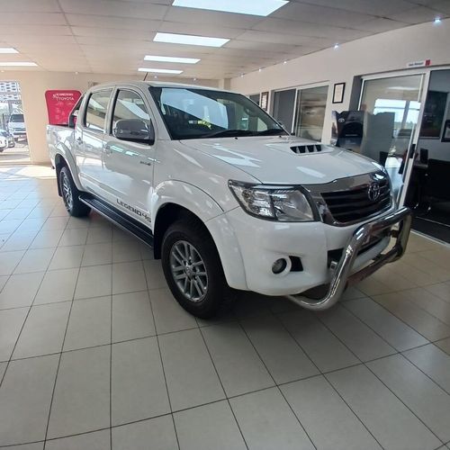 2014 TOYOTA HILUX 3.0d-4d xtra cab raider legend 45