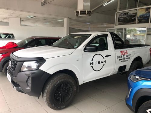 2024 Nissan Navara 2.5DDTi SE