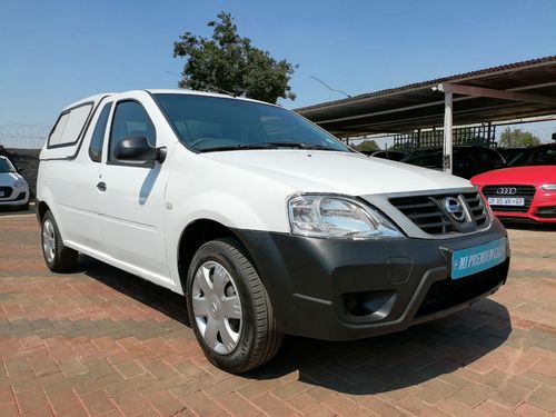 2020 Nissan NP200 1.6i (Aircon) Safety Pack