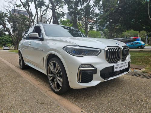 2019 BMW X5 M50D