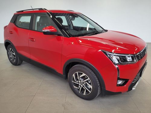 2024 Mahindra XUV300 1.2T W8