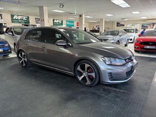 2016 Volkswagen Golf 7 GTI 2.0 TSI DSG