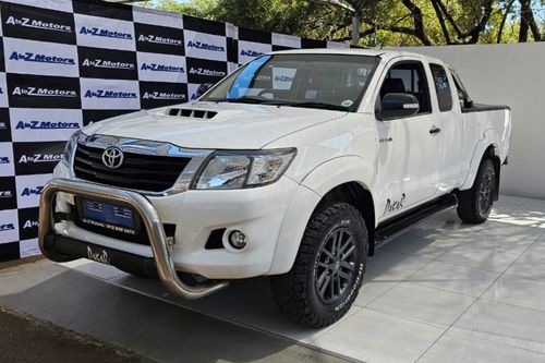 2015 Toyota Hilux 3.0 D4-D 4x4 Manual Extra Cab Dakar