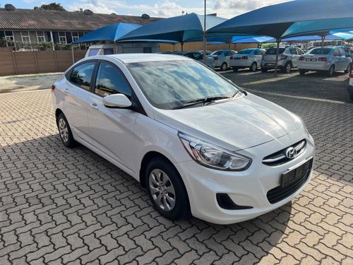 2018 HYUNDAI ACCENT Sedan 1.6 motion