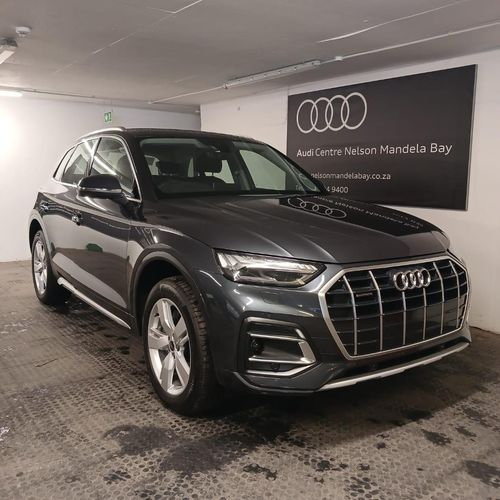 2024 Audi Q5 40 TDI Advanced quattro S Tronic