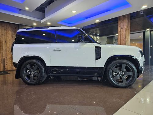 2021 Land Rover Defender 90 D240 SE