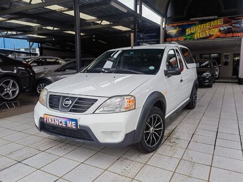 2011 Nissan NP200 1.6 S Manual FSH Very low kilos