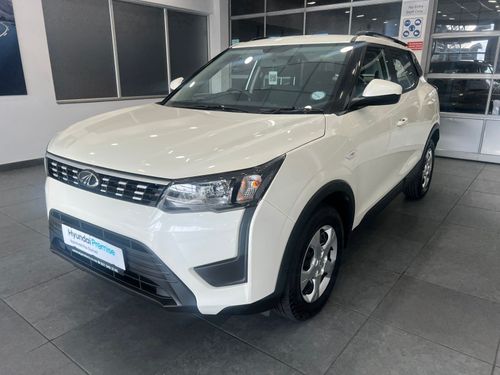 2020 MAHINDRA XUV300 1.2T (W6)