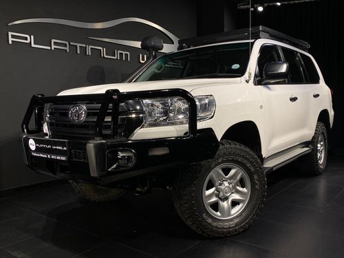 2017 TOYOTA LANDCRUISER 200 V8 4.5D GX A/T