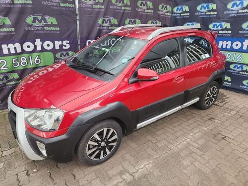 2017 Toyota Etios Cross 1.5 XS 5-dr