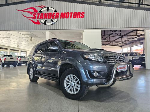 2012 TOYOTA FORTUNER 3.0 D-4D 4×4 A/T