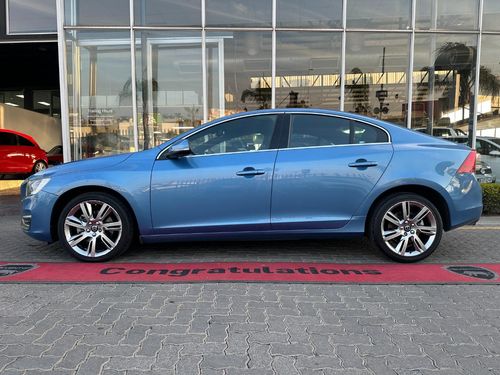 2015 VOLVO S60 T4 elite auto