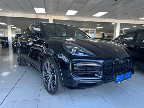 2023 PORSCHE CAYENNE Gts