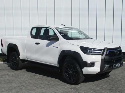 2024 TOYOTA HILUX 2.8 GD-6 RB LEGEND P/U E/CAB