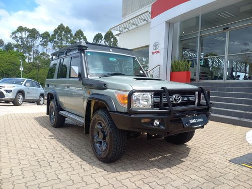 2015 TOYOTA LAND CRUISER 76 4.5D-4D LX V8 STATION WAGON