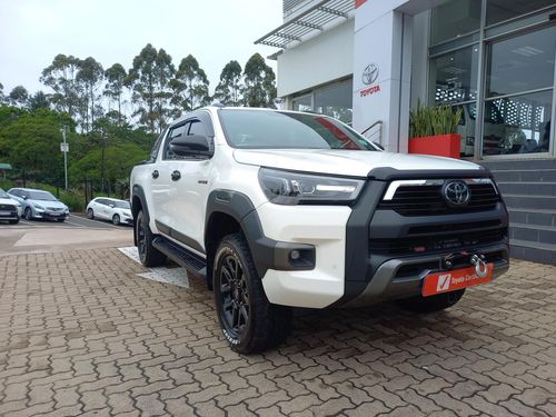 2022 TOYOTA HILUX 2.8GD-6 DOUBLE CAB 4×4 LEGEND AUTO