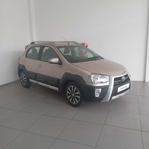 2017 TOYOTA ETIOS CROSS 1.5 Xs 5Dr