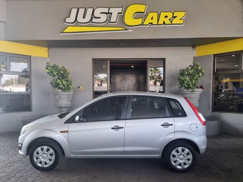 2013 FORD FIGO 1.4 AMBIENTE