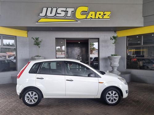 2011 FORD FIGO 1.4 AMBIENTE