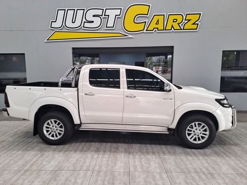 2014 TOYOTA HILUX 3.0 D-4D D/CAB R/BODY RAIDER AT