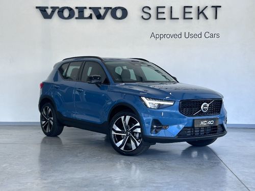 2024 VOLVO XC40 B4 PLUS DARK GEARTRONIC (MILD HYBRID)