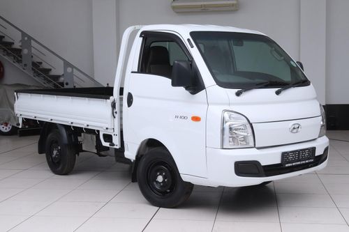 2022 HYUNDAI H-100 Bakkie 2.6d deck (aircon)