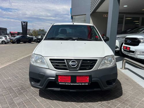 2017 NISSAN NP200 1.6 A/C SAFETY PACK P/U S/C