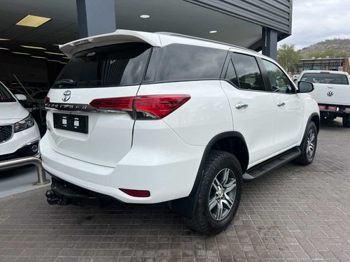 2016 TOYOTA Fortuner 2.4GD-6 R/B A/T