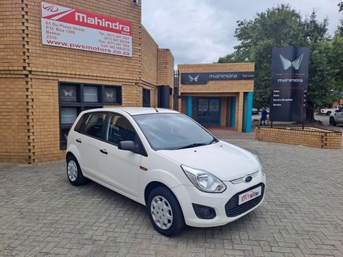 2014 FORD FIGO 1.4 AMBIENTE