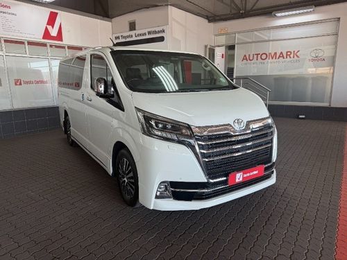 2023 TOYOTA QUANTUM 2.8 LWB VX 6 SEATER