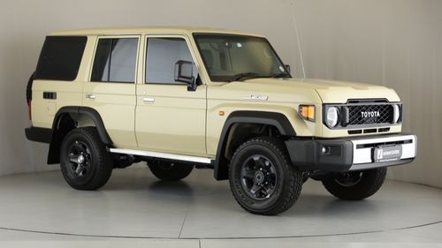 2024 TOYOTA LANDCRUISER 76 2.8 GD AT