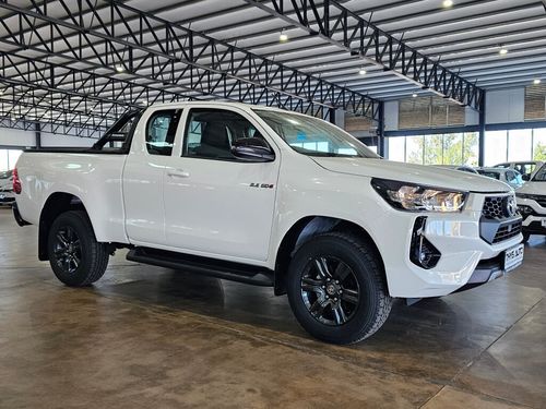 2024 TOYOTA HILUX 2.4 GD-6 M/T | E/C