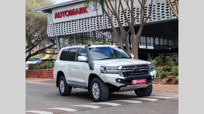 2021 TOYOTA LAND CRUISER 200 V8 4.5D VX-R