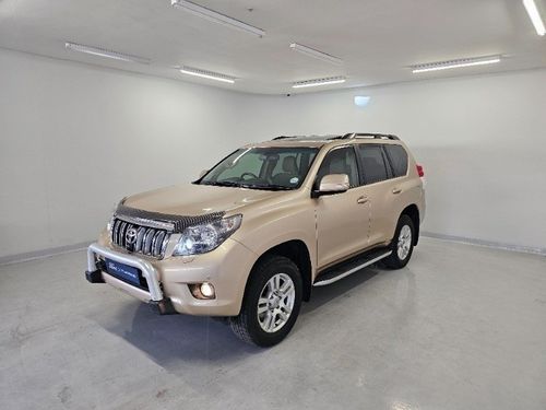 2013 TOYOTA LAND CRUISER 4.0 V6 VX AT