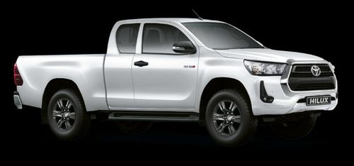 2024 TOYOTA HILUX 2.8GD-6 XTRA CAB 4×4 LEGEND AUTO