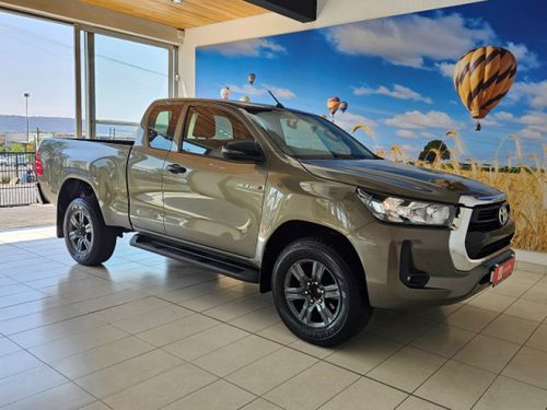 2021 TOYOTA HILUX 2.4 GD-6 RB RAIDER A/T P...