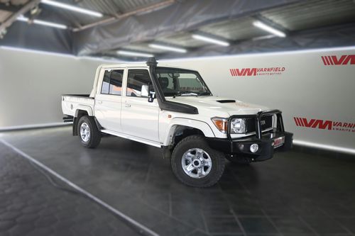 2022 TOYOTA LAND CRUISER 4.5D V8 D/C 70TH EDITION