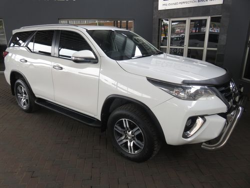 2017 TOYOTA FORTUNER 2.4GD-6 R/B A/T