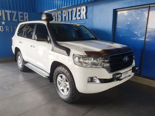 2017 Toyota Land Cruiser 200 4.5D-4D V8 GX